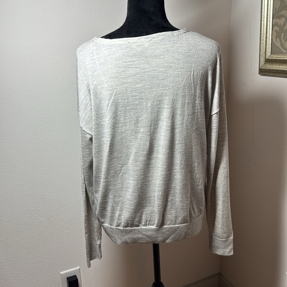 Ann Taylor Sz L heather light gray long sleeves pullover merino wool sweater - Picture 3 of 7